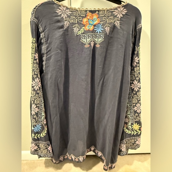 Johnny Was Multicolor Embroidered Women's Blouse - Picture 2 of 5